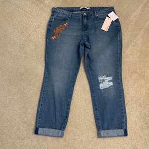 JUSTFAB Embroidered Flower Distressed Knee Roll Up Jeans